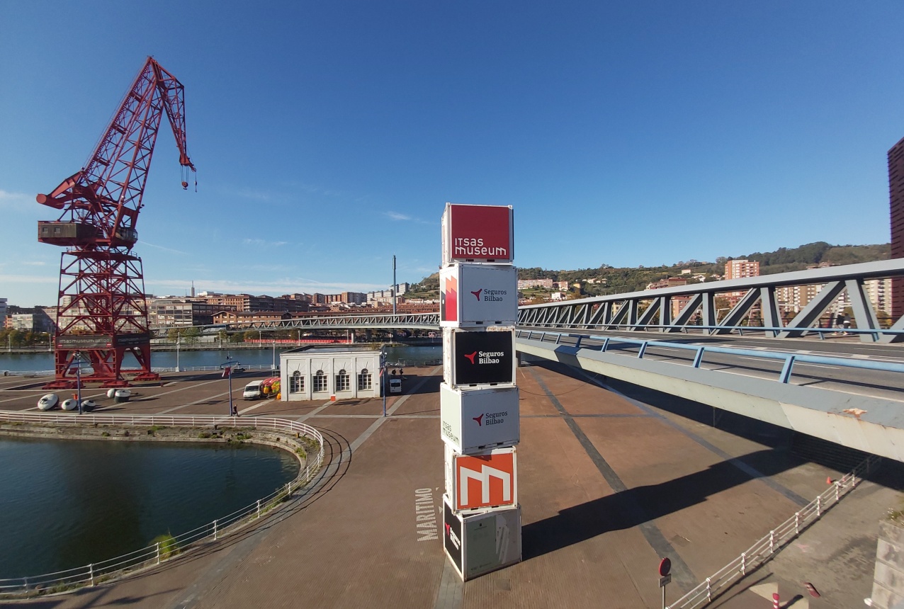 Puente de Euskalduna en Bilbao. Javier Manterola Armisén.