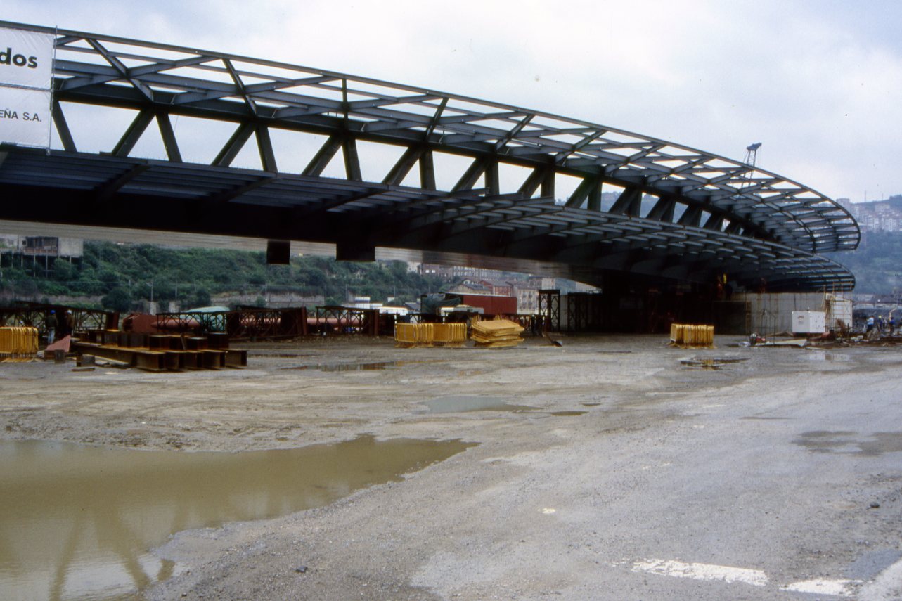 Puente de Euskalduna en Bilbao. Javier Manterola Armisén.