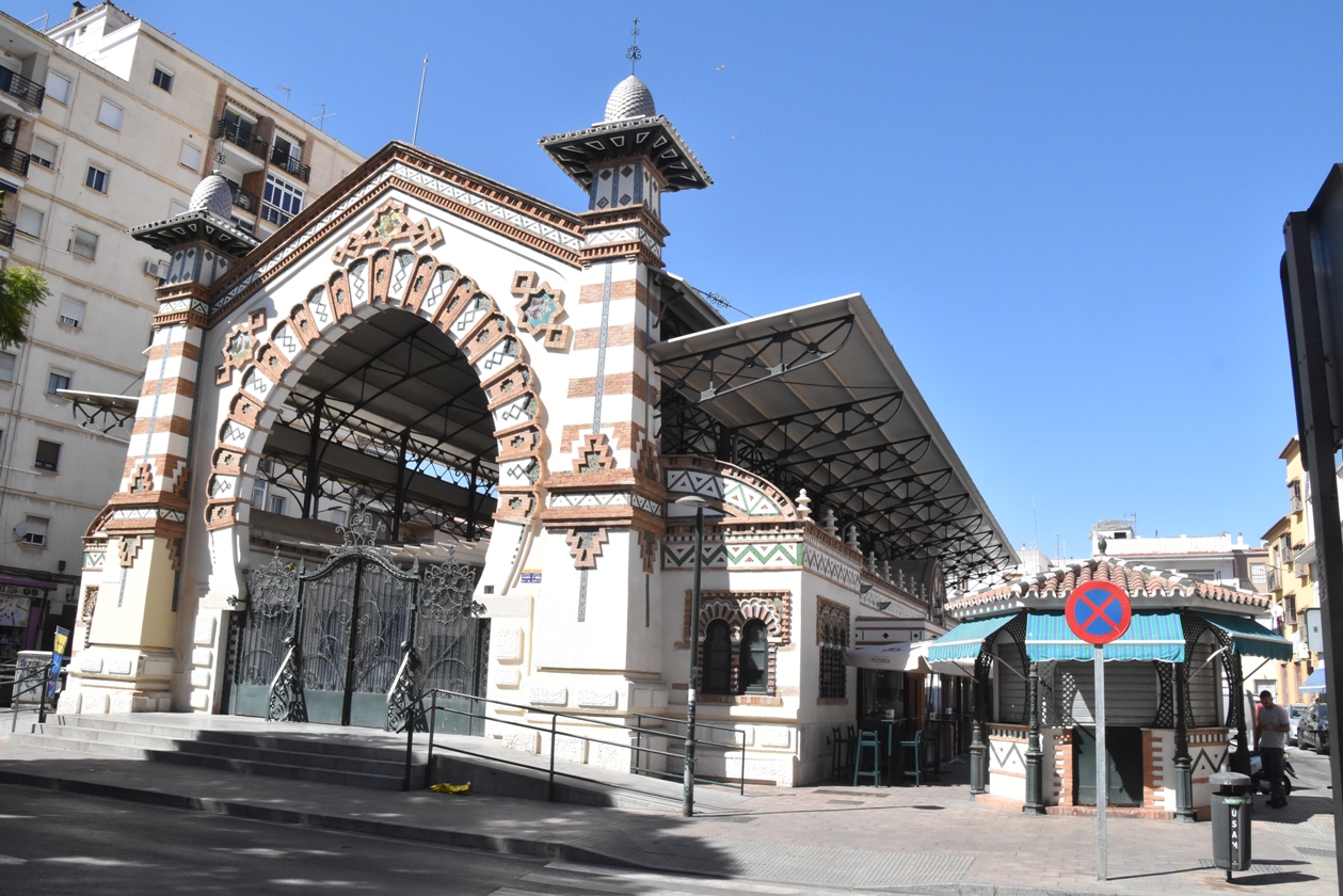 Mercado de Salamanca. Fachadas sur y este. / Foto Joaquín Cárcamo Martínez. Sept. 2025.