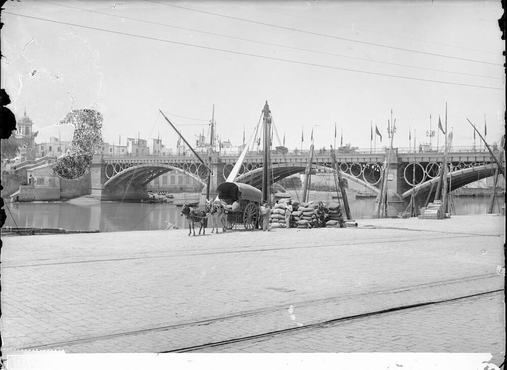 ¿Qué tuvo de innovador en 1845 el puente de Triana de Sevilla?